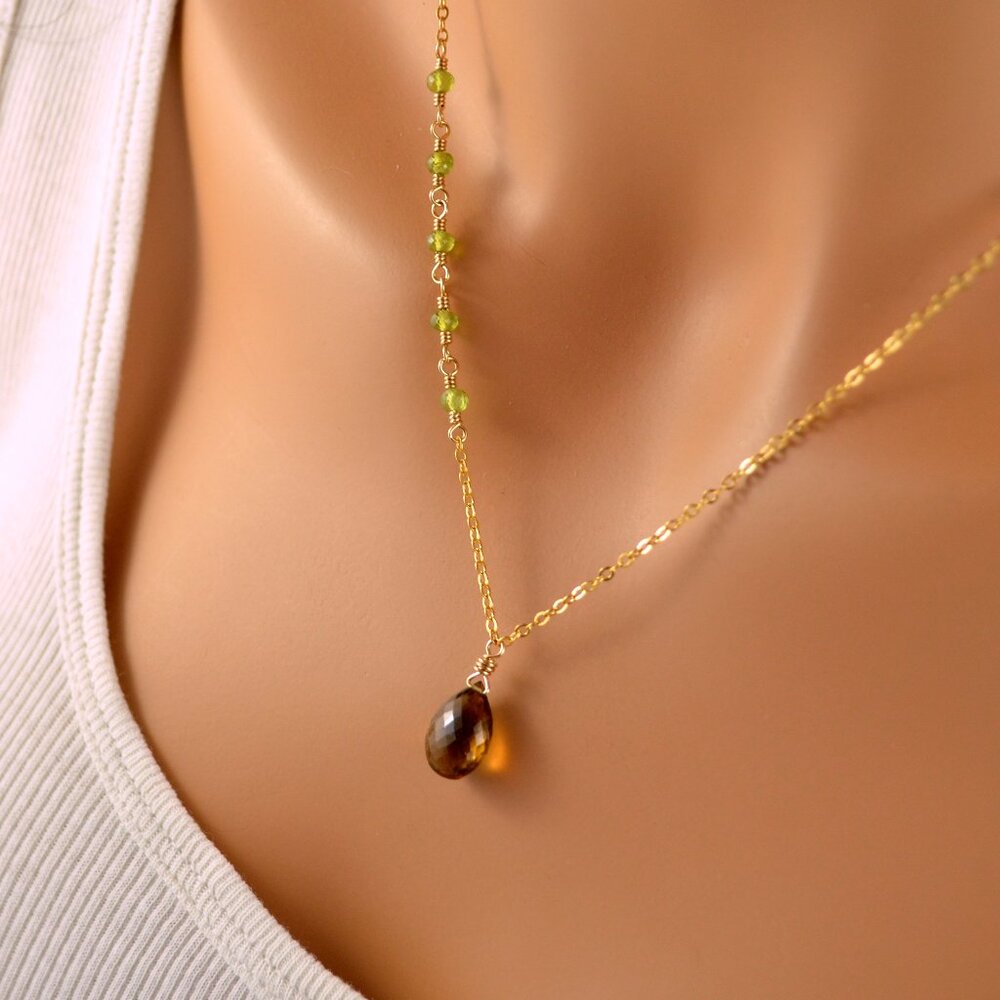 Beer Quartz and Vesuvianite Gemstone Necklace in Gold